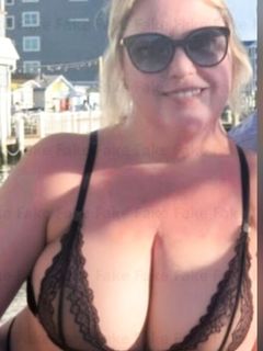WHITE SLAVE GIRL AUCTION CATALOG