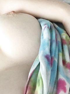 This babe looks  absolutely georgius