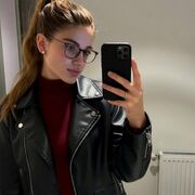 SluttyPolina