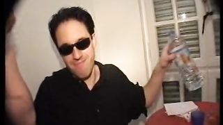 Das Haus Hedonia 04 - Sgt Pipis Abenteuer In Absurdistan