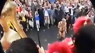 Kitkat Club - Loveparade 2000 part 2