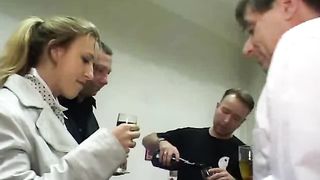 3 Bengel Für Charly 27 (Simone scene)