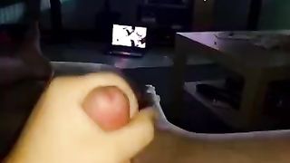 Hole mir heftig ein runter