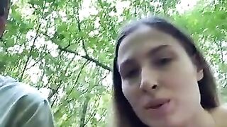 Pussy licking in the park