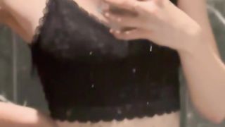 Настя Криворенко (Жданова) показала своё стройное тело