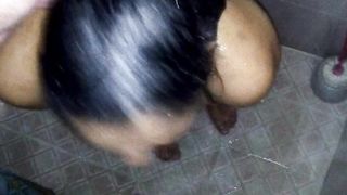 Deep trhoat amateur sucking bella