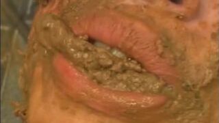 sd 164 shitting on the bitch