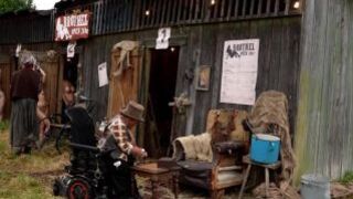 Perverse Family s04e26 - Fetish BDSM Brothel