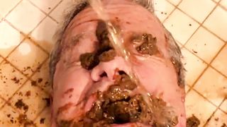 Black Man Feeds a Huge Meal to His Shit Eating Faggot