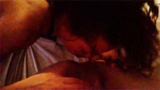 ma salope metisse me lèche le cul