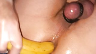 j'adore me goder le cul comme une pute