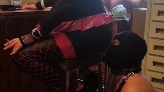 Crossdresser piss and cum