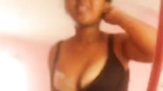 Marie ma nouvelle petite pute Malgache