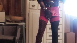 Mature transvestite use old slave guy