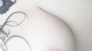 Kitty Skatt diarrhea on toilet