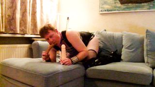 Kinky Playing with Dildo's