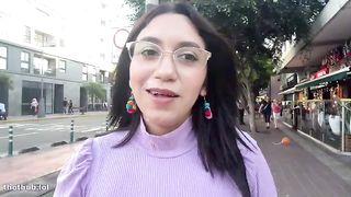 Public cum walk