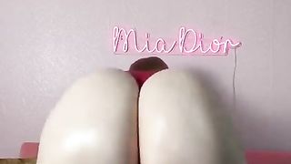 Ass clapping