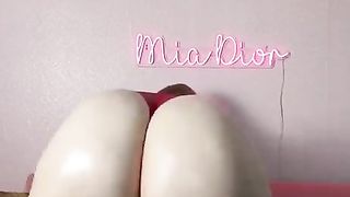 Ass clapping