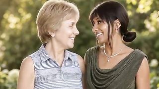 LESBIANS IN LOVE